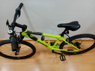 Bicicleta Rockrider 24