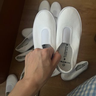 Zapatillas Blancas Tallas 26-39 nuevas, cómodas