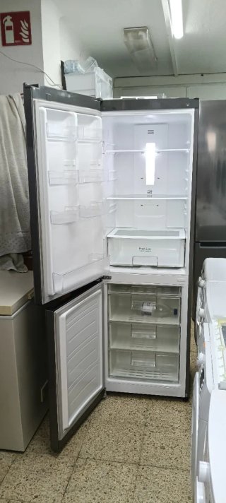 NEVERA COMBI L.G NO FROST ENERGÍA A+