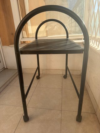 Mesa Auxiliar con Ruedas Negra