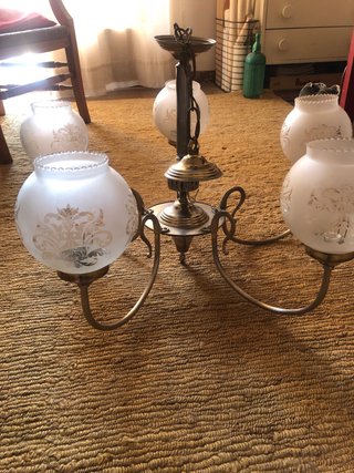 Lámpara Clásica de Cinco Luces