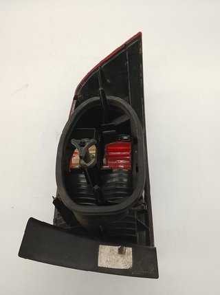 Piloto tras izq renault 8200002473 laguna 1514
