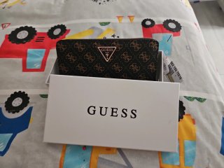 Monedero Guess Marrón