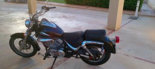 Suzuki Intruder 250LC Moto