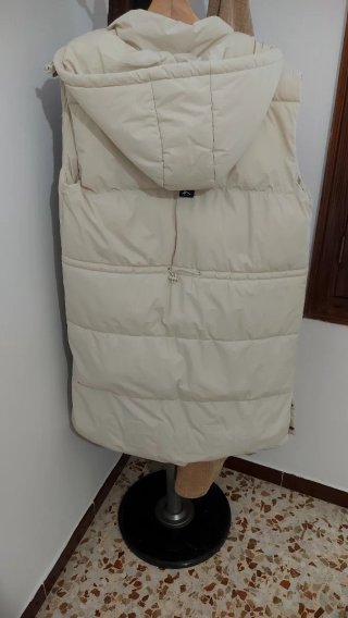 Chaleco acolchado beige Talla L