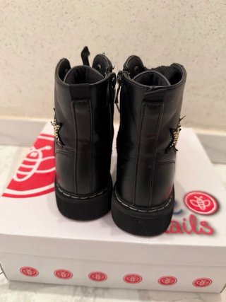 Stivaletti neri bimba con cuore