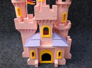 Castillo Disneyland estilo Exin