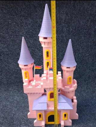 Castillo Disneyland estilo Exin