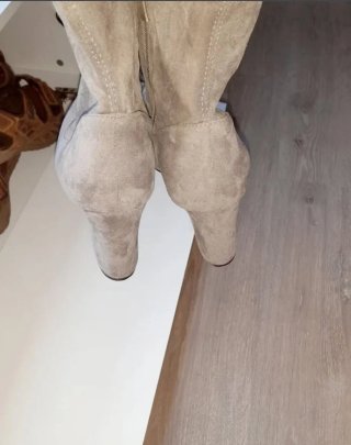 Botines de tacón beige