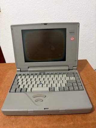 Portátil Toshiba T2110 Beige