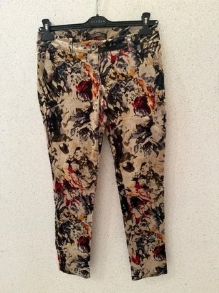 Pantaloni fantasia floreale