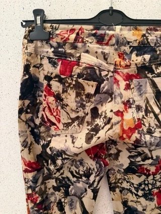 Pantaloni fantasia floreale