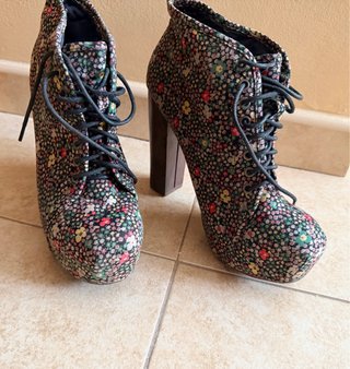 Botines de Tacón Estampado Floral