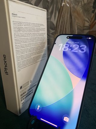 iPhone 15 Black