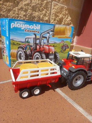 Tractor Playmobil Country 6867 con Remolque