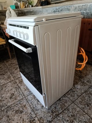 Cocina 4 Fuegos Telefunken con Horno de Gas Butano
