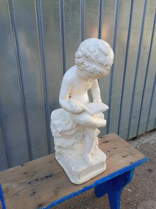 Figura Antigua de Escayola