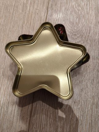 Scatola in latta a forma di stella Bottega Verde