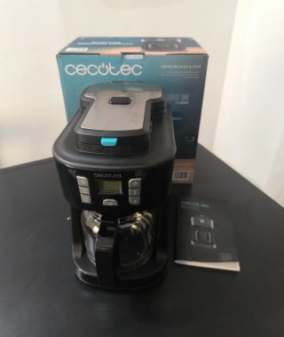 Cafetera Cecotec goteo 1086W
