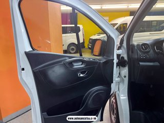 RENAULT TRAFIC CON DOS AÑOS DE GARANTIA