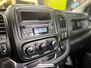 RENAULT TRAFIC CON DOS AÑOS DE GARANTIA