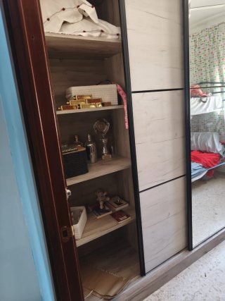 Armario con Espejo y Puertas Correderas