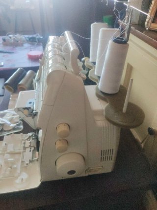 Remalladora Juki MO-735