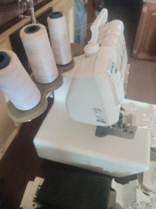 Remalladora Juki MO-735