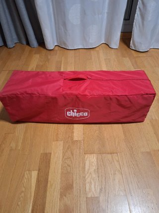 Parque infantil Chicco rojo