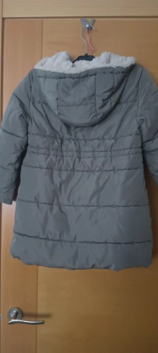 Abrigo de plumas Zara para niña