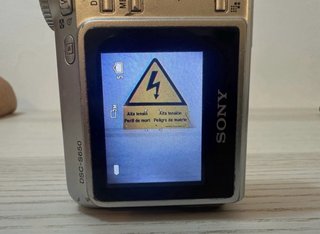 Sony Cyber-shot DSC-S650 Cámara Digital Y2K