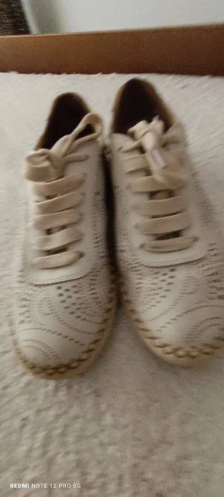 Bambas Pikolinos Mujer Beige