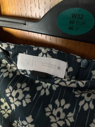 Falda pantalón estampada Zara