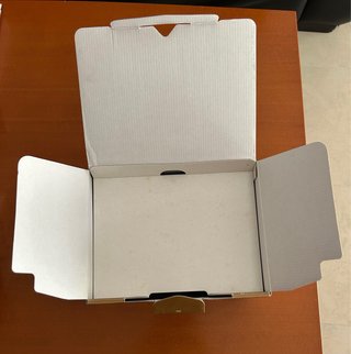 Caja Nikon D5100