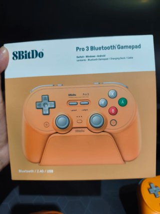 Mando 8BitDo Pro 3 Bluetooth Gamepad