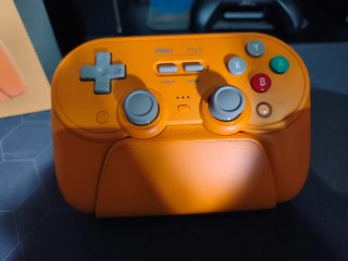 Mando 8BitDo Pro 3 Bluetooth Gamepad