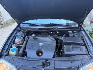 Volkswagen Golf 2002