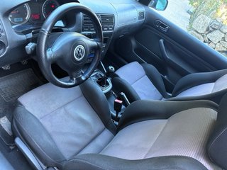 Volkswagen Golf 2002