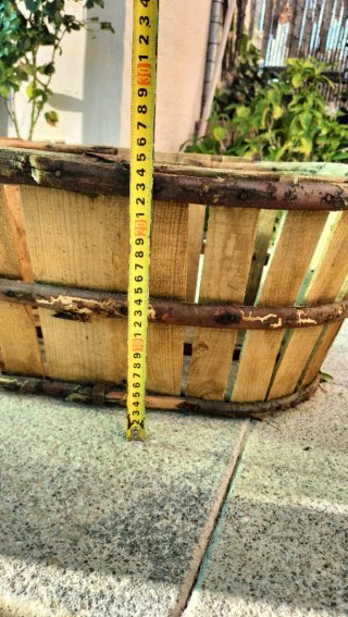 Cesta Rústica de Madera Artesanal