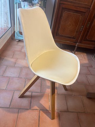 Silla de diseño nórdico