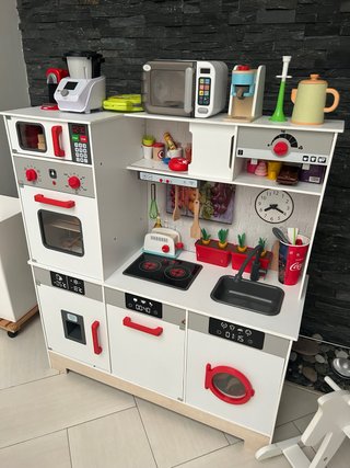 Cocinita infantil con accesorios