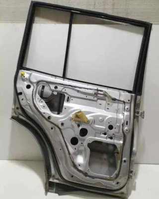 PUERTA TRASERA IZQUIERDA MR496879 80142