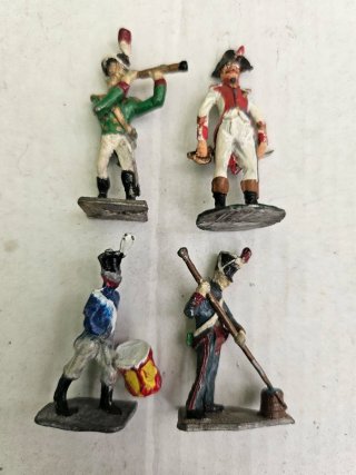 4 Soldados Napoleónicos de Plomo antiguos