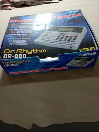 Caja de ritmos Boss DR-880