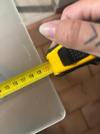 Mesa de metal