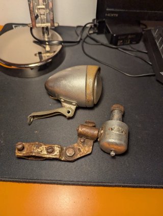 Dinamo e fanale anteriore per bici d'epoca Aprilia