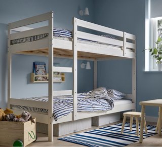 Litera IKEA Mydal - como nueva!
