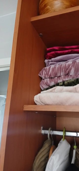 Armario de Madera con Puertas Correderas