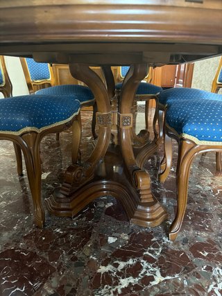 Mesa comedor + 6 sillas y 2 sillones