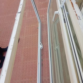 Puertas y Ventanas de Aluminio Blanco